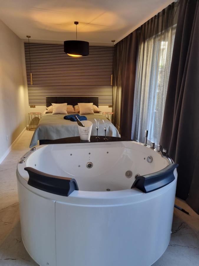 Apartament Jacuzzi Kraków Eksteriør billede